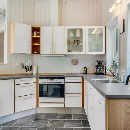 Atti - 500m To The Fjord By Interhome *