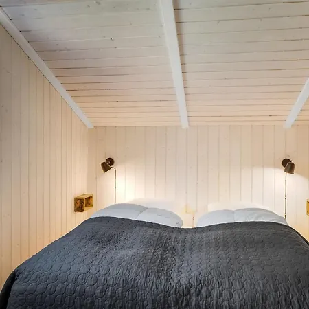 Atti - 500m To The Fjord By Interhome * Højslev